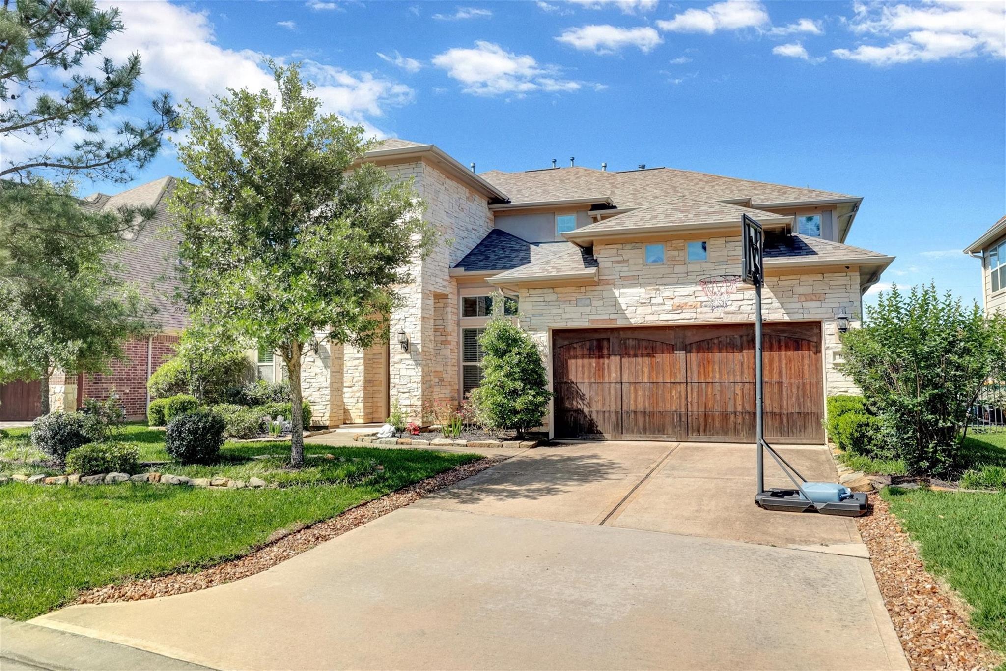 103 Birch Canoe Drive