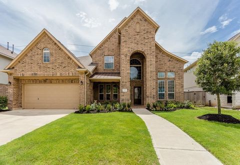 Photo of 5015 Blackwater Lane, Sugar Land, TX 77479 (MLS # 11675393)