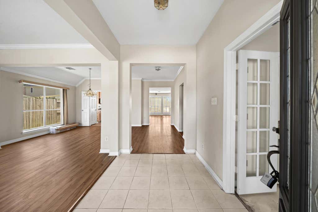 Photo of 2309 Lord Nelson Drive, Seabrook, TX 77586 (MLS # 69393696)