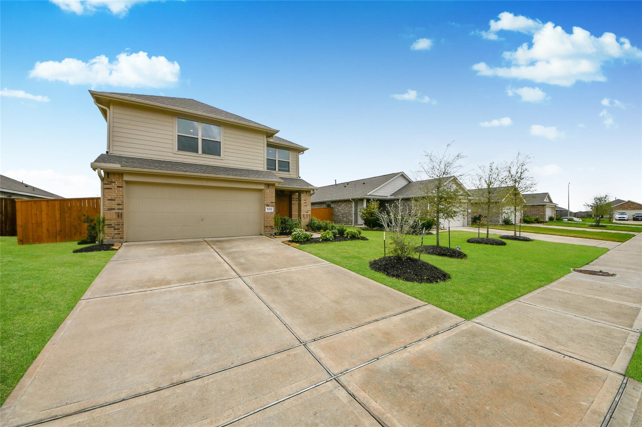 5011 Stratton Lane