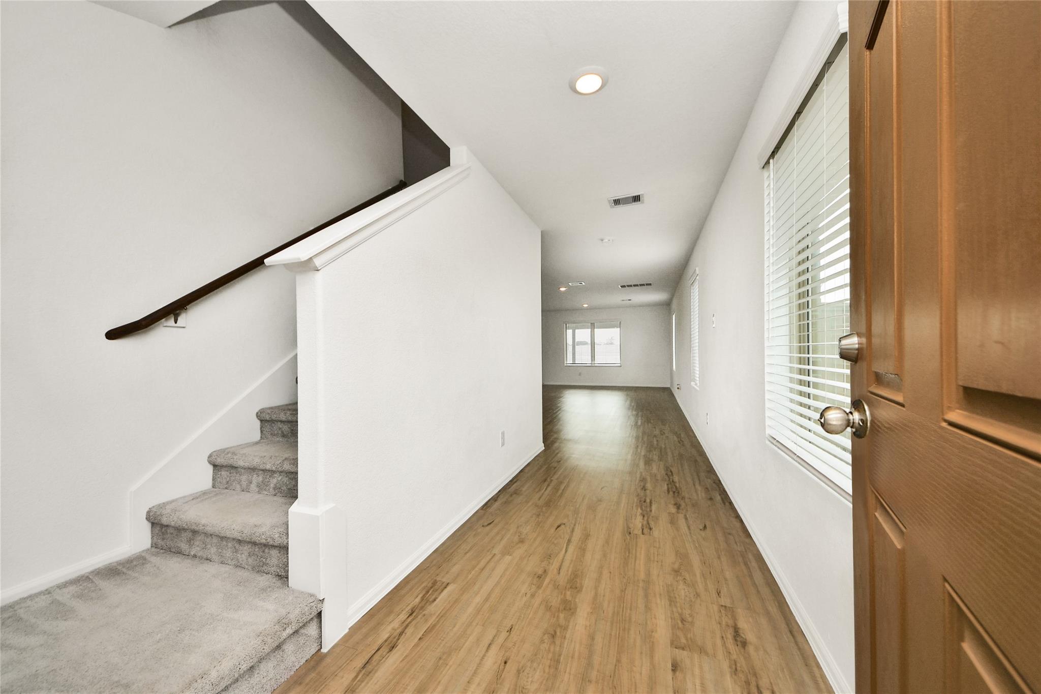 5011 Stratton Lane