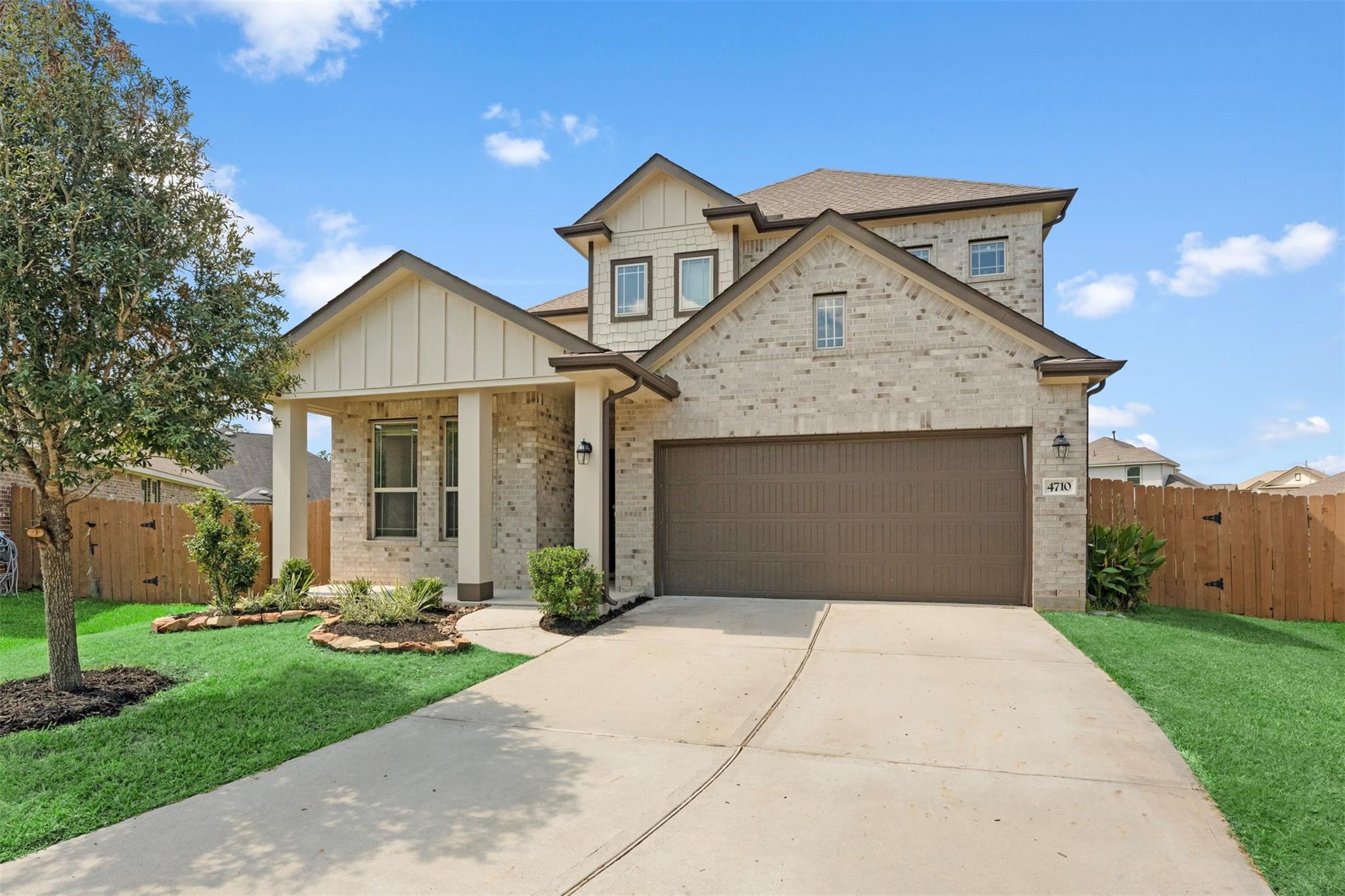 4710 Walnut Willow Court