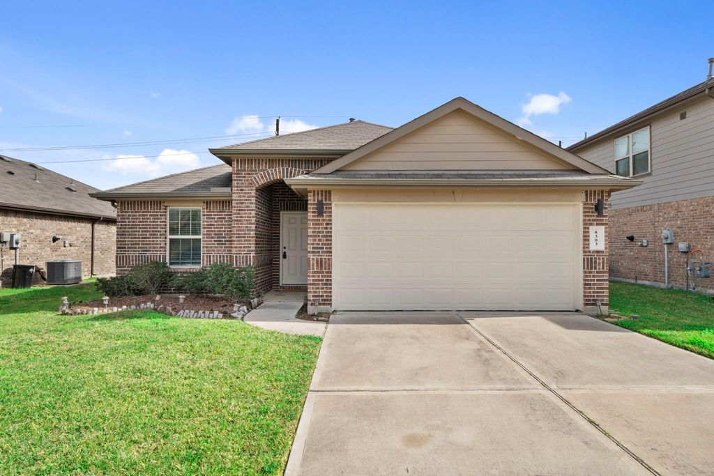 Photo of 8303 Amaryllis Ct Ct, Rosharon, TX 77583 (MLS # 80827864)
