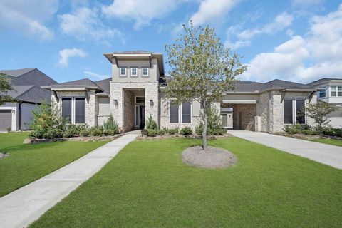 Photo of 20210 Rolling Vista Drive, Cypress, TX 77433 (MLS # 12739239)