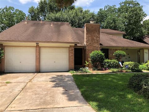 Photo of 17031 Lone Fir Drive, Spring, TX 77379 (MLS # 22879803) Photo of 17031 Lone Fir Drive, Spring, TX 77379 (MLS # 22879803)