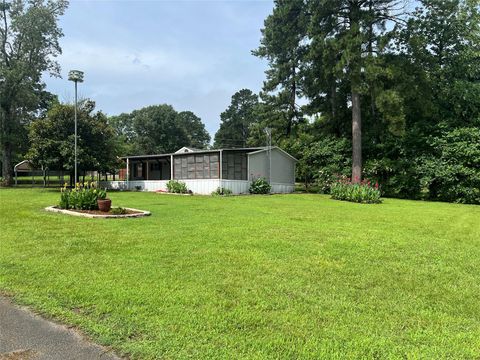 Homes For Sale - 9160 Grape Avenue<br/> Henderson County, Frankston, TX 75763