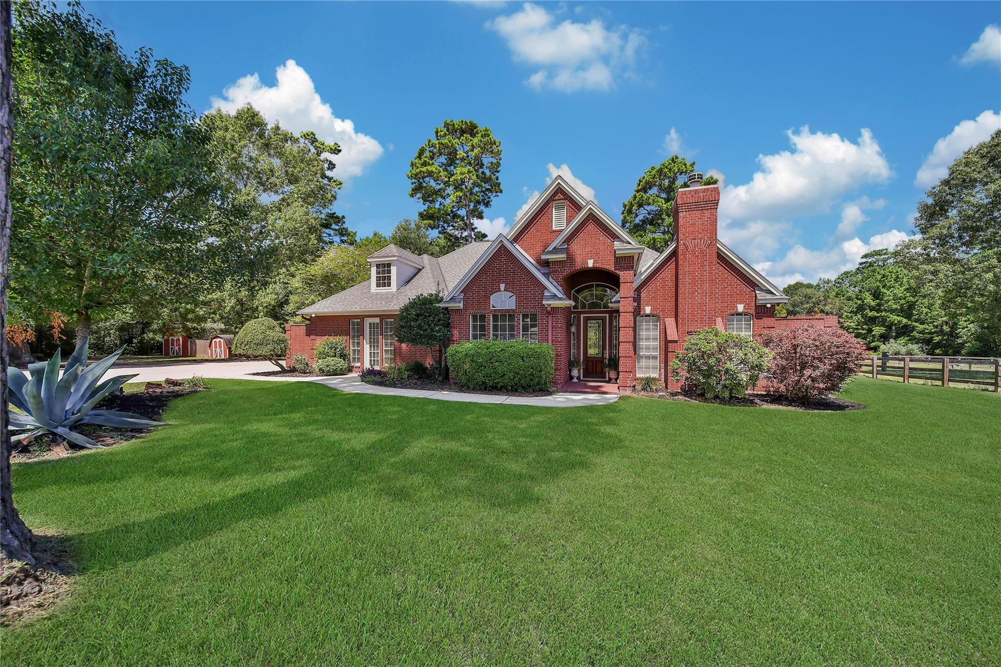 15444 Crown Oaks Drive