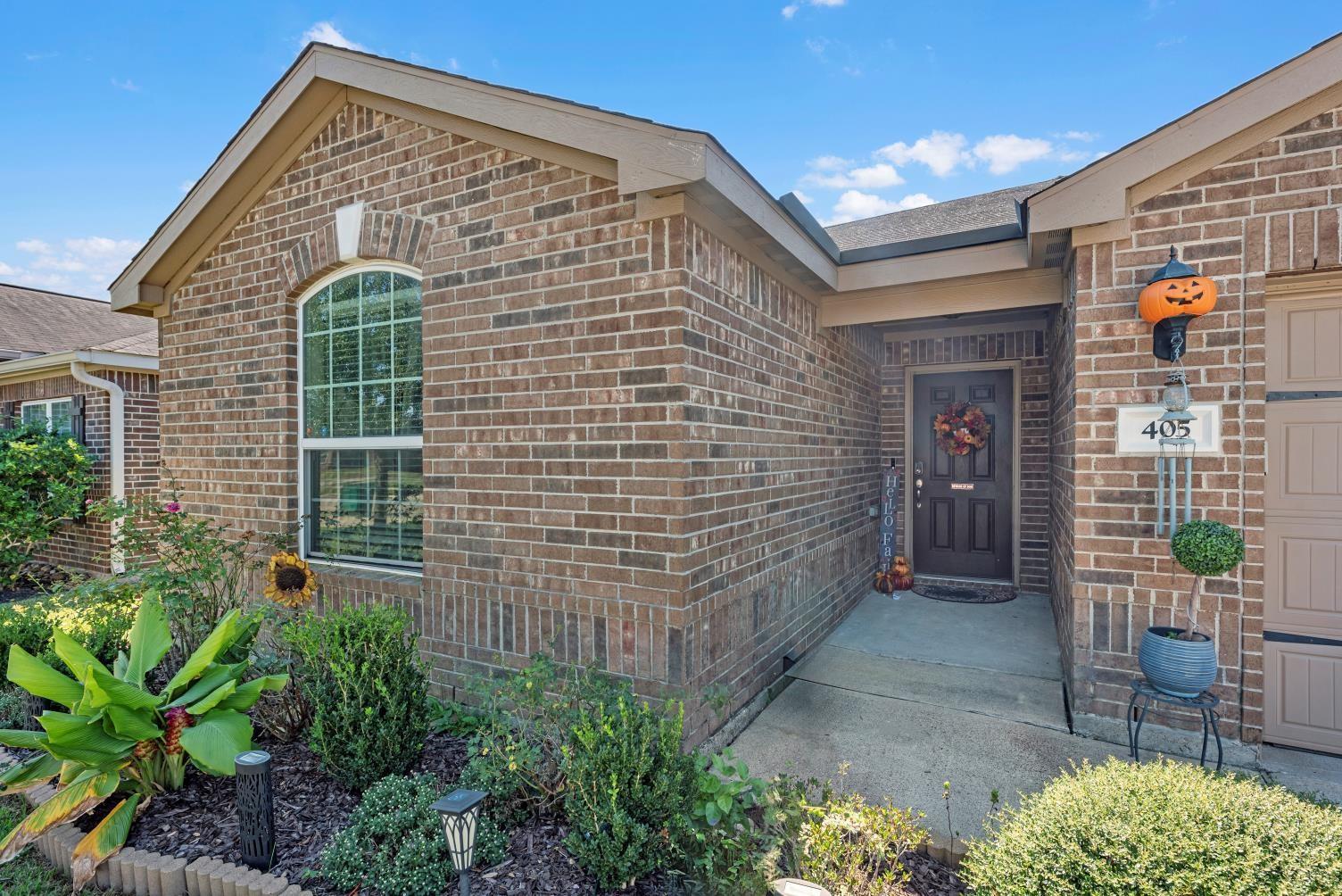 405 Hawks View Drive