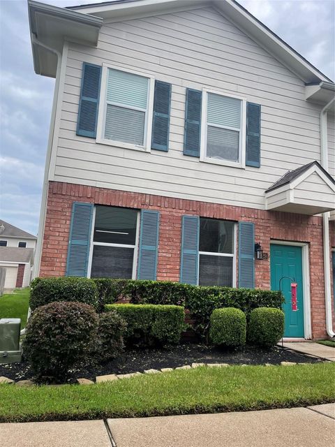 Photo of 1929 Kemah Village Drive, Kemah, TX 77565 (MLS # 42587065)