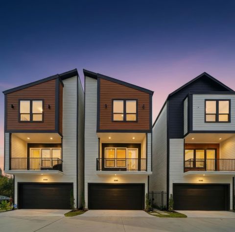 Photo of 4013 Griggs Road #H, Houston, TX 77021 (MLS # 25363394)