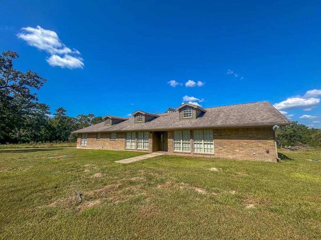 Photo of 50 Neiderhoffer Subdivision Road Rd, Huntsville, TX 77340 (MLS # 88919590)