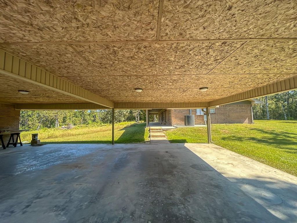 Photo of 50 Neiderhoffer Subdivision Road Rd, Huntsville, TX 77340 (MLS # 88919590)