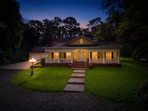 Photo of 40610 De Sota Road, Magnolia, TX 77354 (MLS # 11724338)