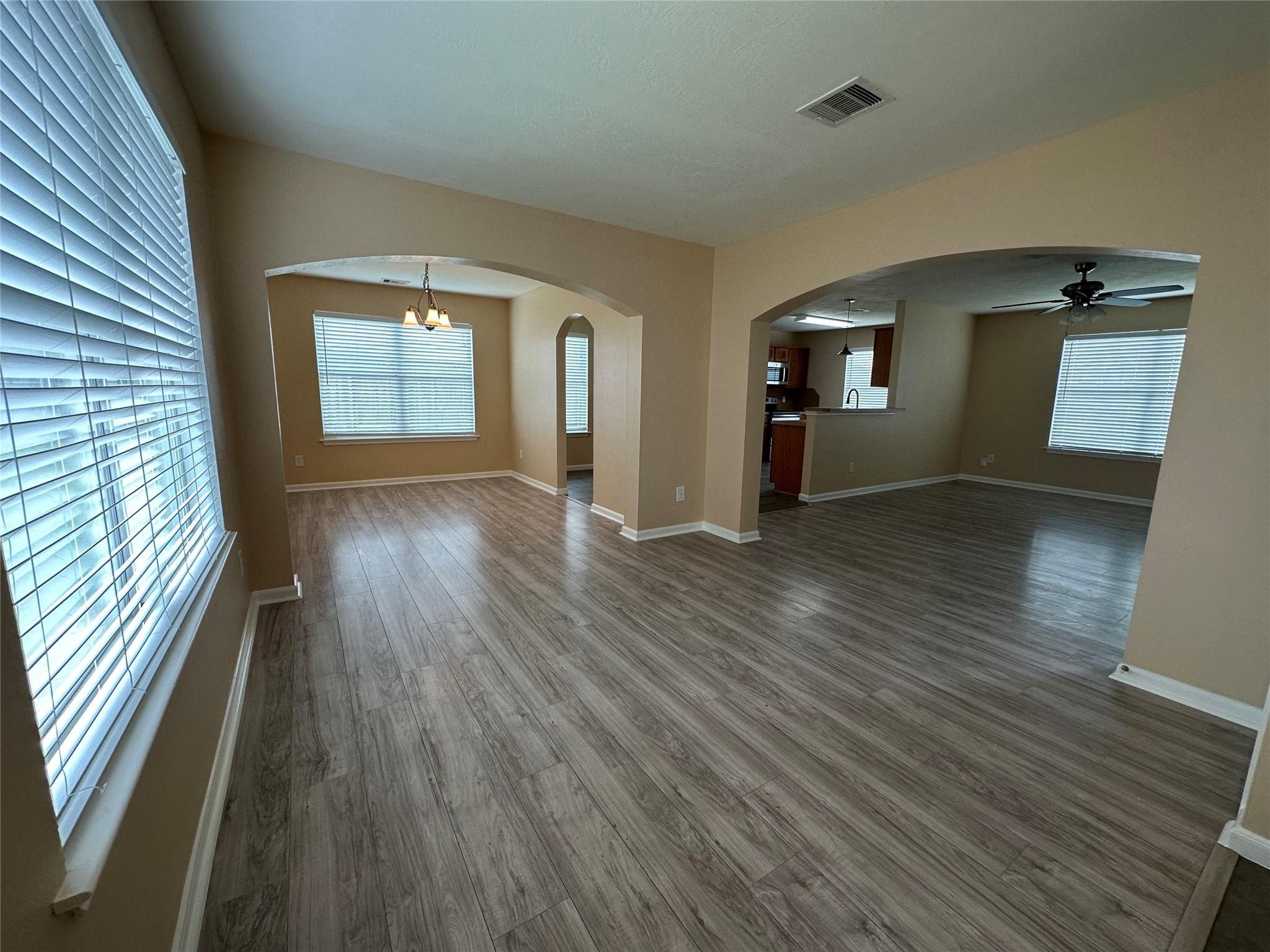 19162 Yellow Thrush Drive