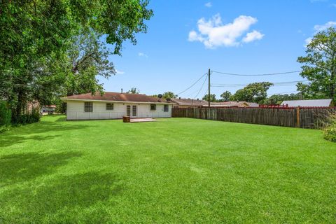 Tiny photo for 7280 Click Drive, Beaumont, TX 77708 (MLS # 82385980)