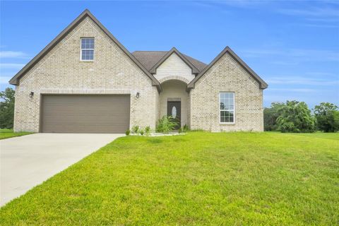 Photo of 632 Mill Road, Angleton, TX 77515 (MLS # 90598279)