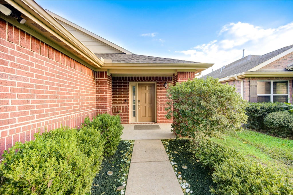 Photo of 16211 Peach Bluff Lane, Cypress, TX 77429 (MLS # 69509312)