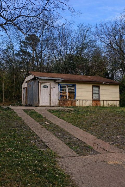 Homes For Sale - 316 Houston Street<br/> Lone Star, TX 75668