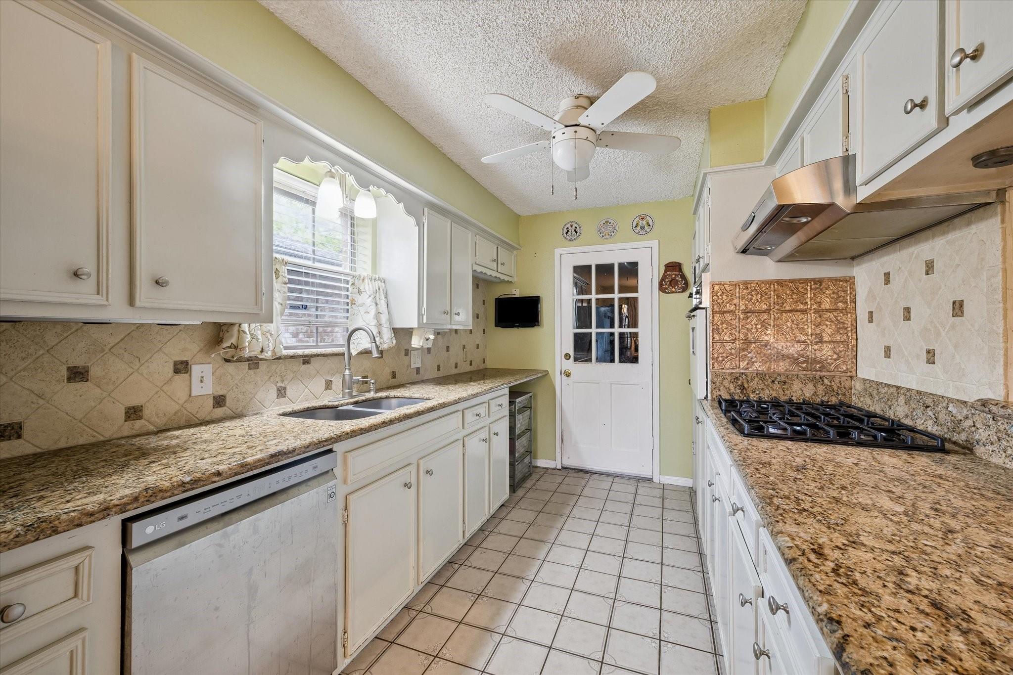 11102 Melba Lane