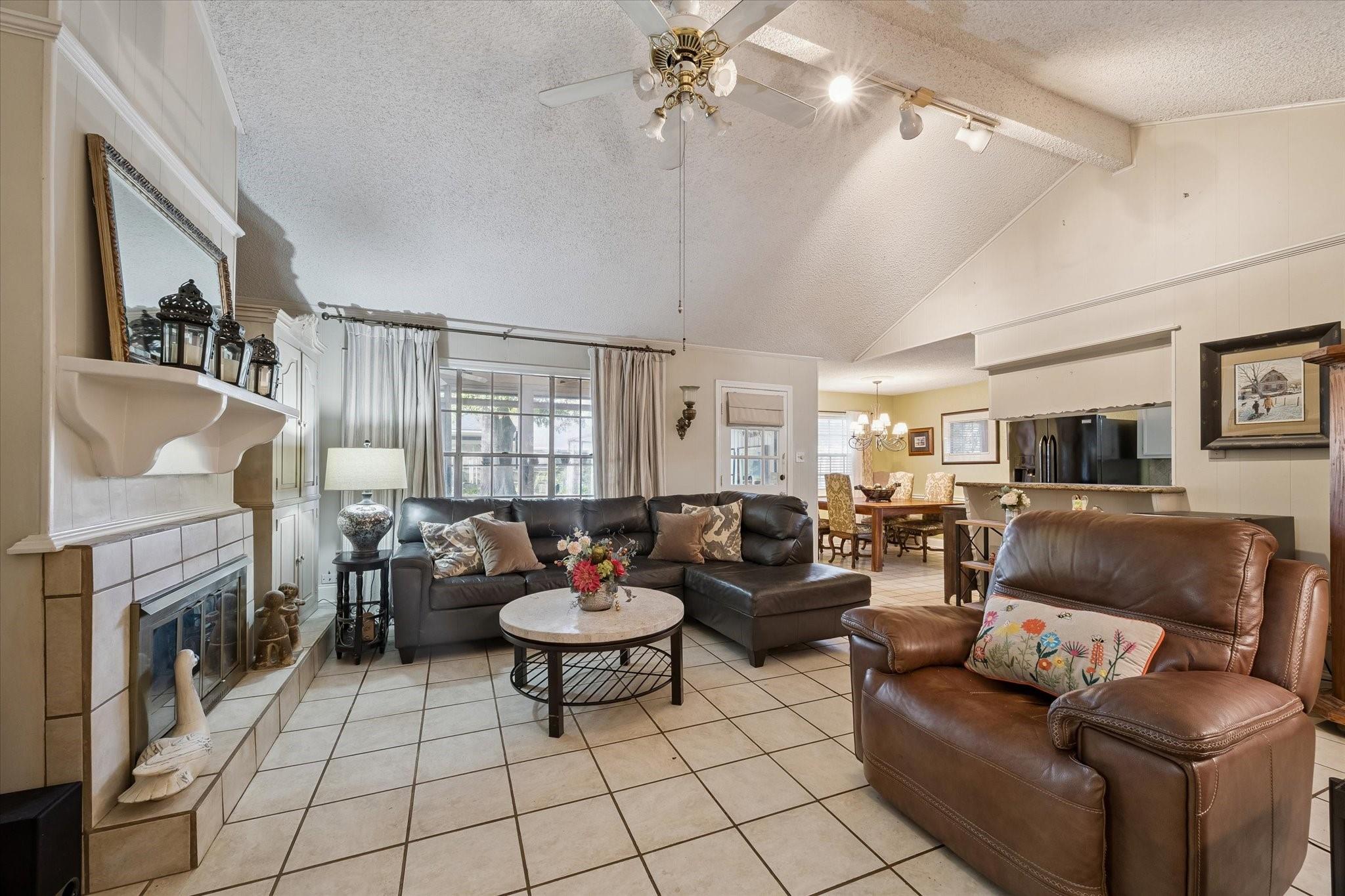 11102 Melba Lane