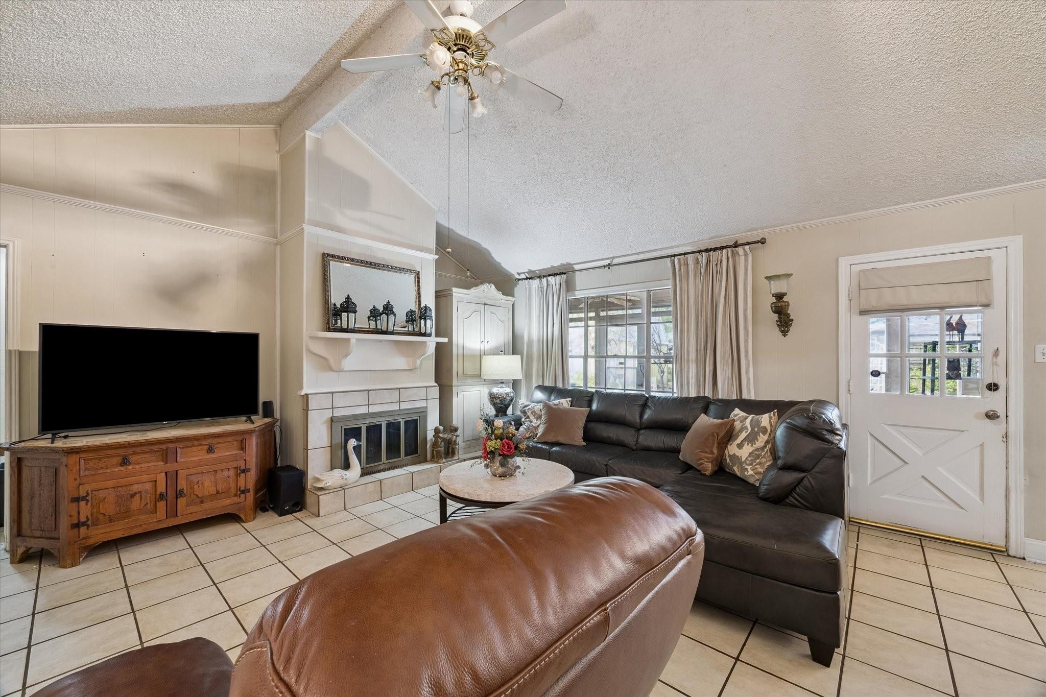 11102 Melba Lane