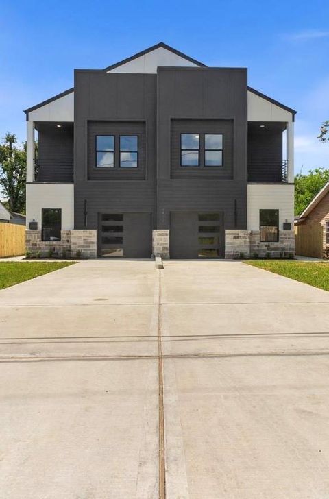 Photo of 5302 San Juan Street #A/B, Houston, TX 77020 (MLS # 51730635)