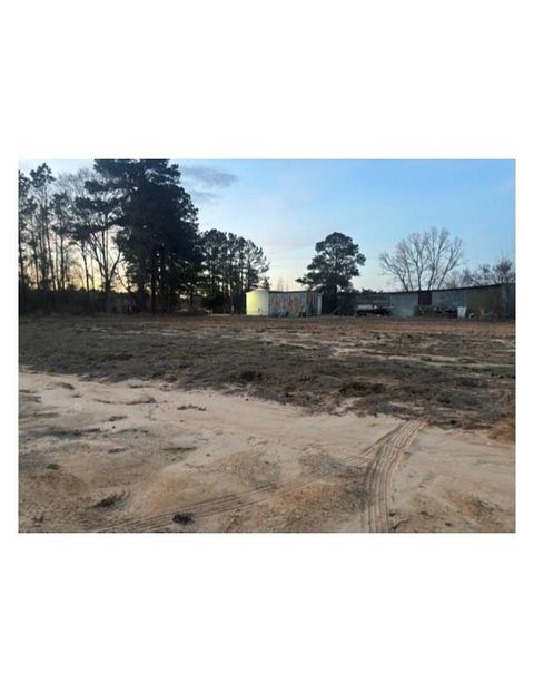 Vacant Land For Sale - 20112 Hwy 135<br/> Troup, TX 75789