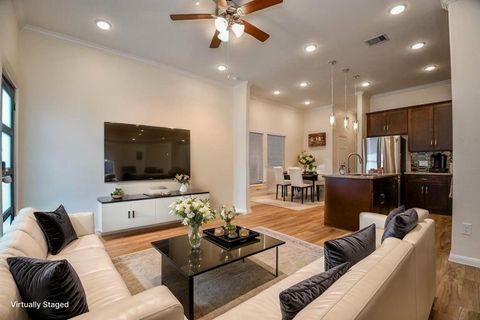 Photo of 3708 Easy Street #A, Houston, TX 77026 (MLS # 20218033)