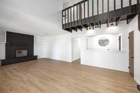 Homes For Sale - 835 Clubside Drive<br/> Wharton County, East Bernard, TX 77435