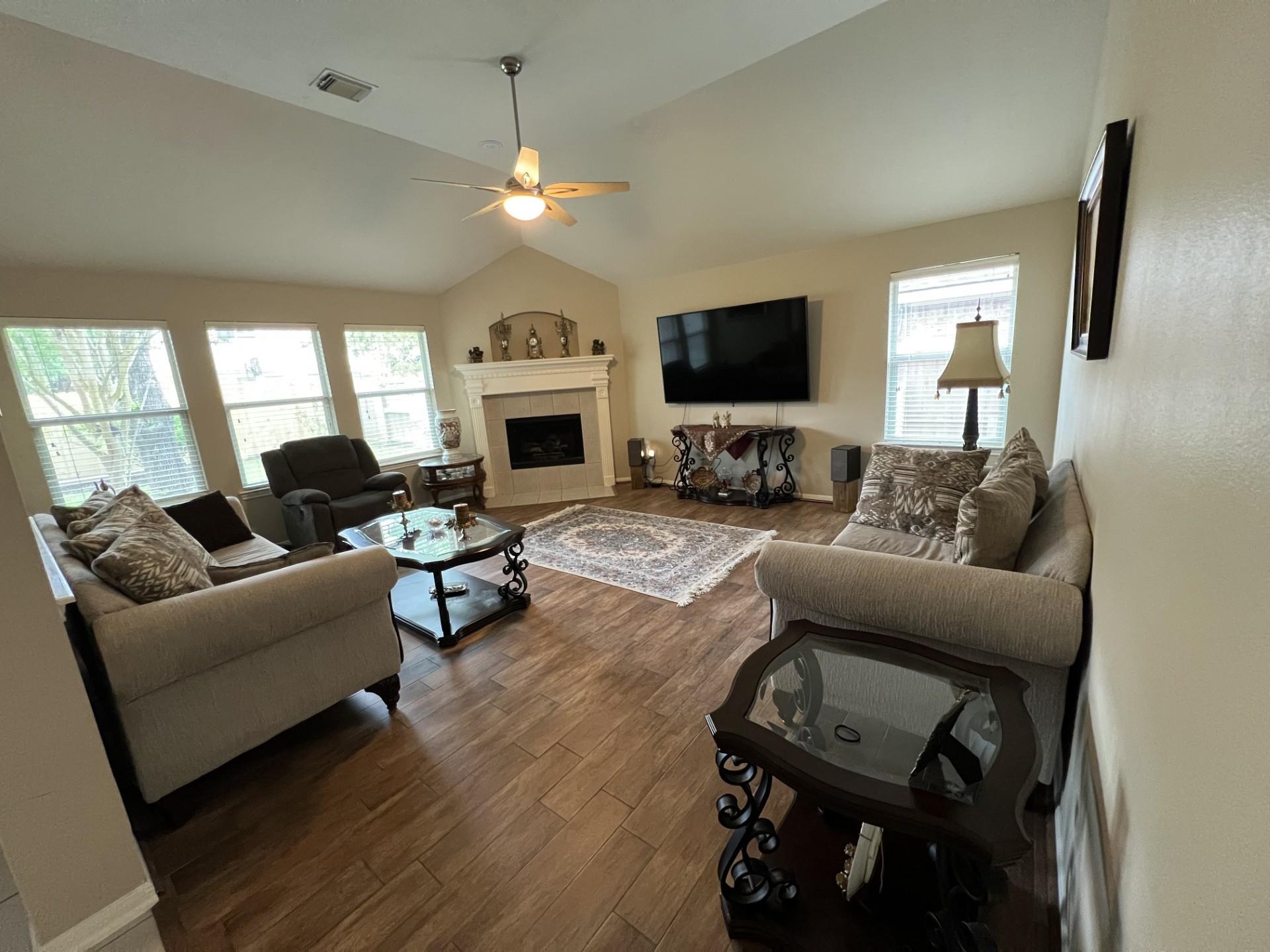 3835 Alpine Circle