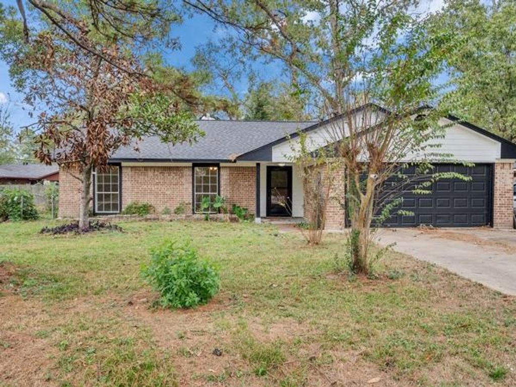 Photo of 331 Cherry Valley Drive, Houston, TX 77336 (MLS # 48943507)