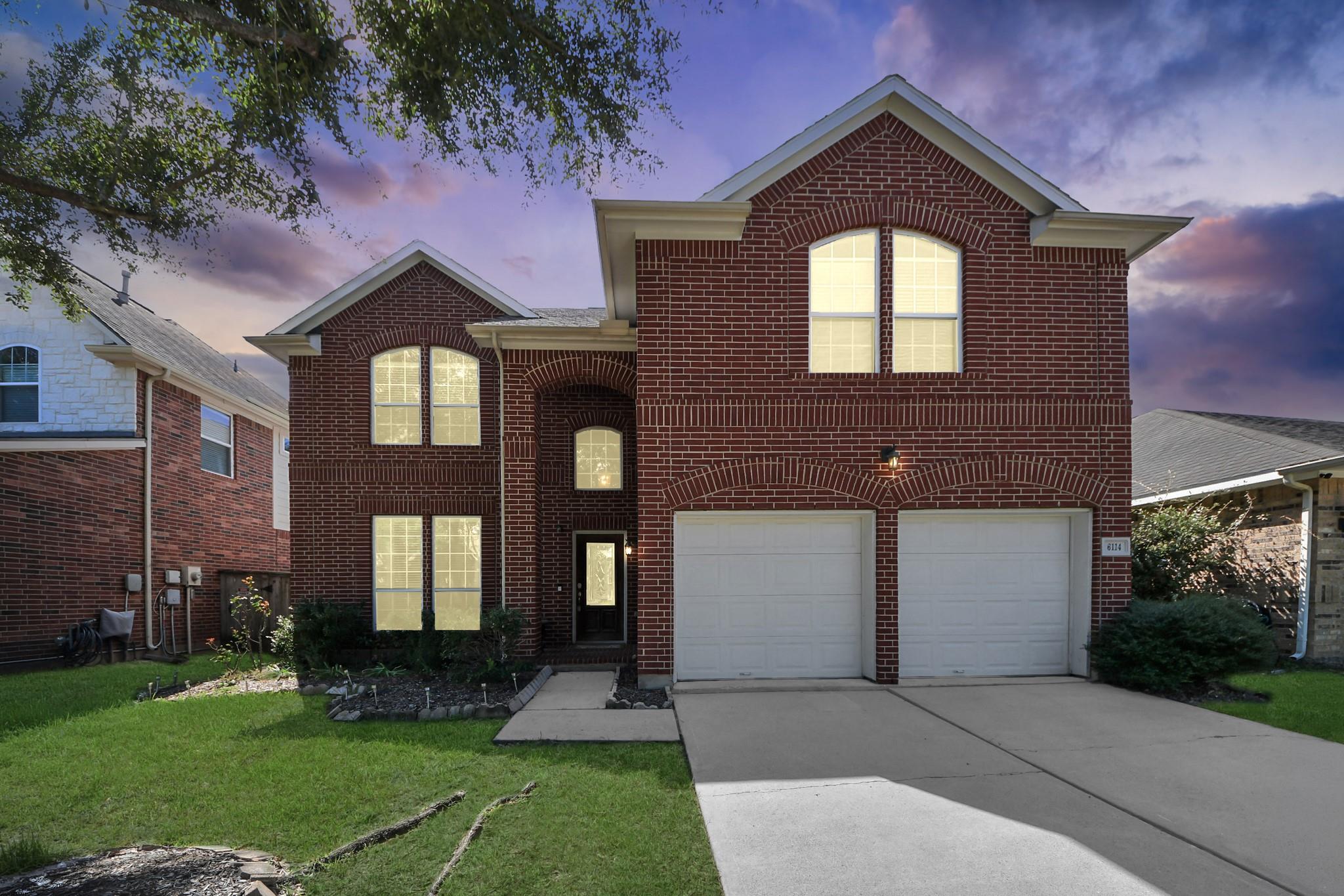 6114 Hollydale Ridge Lane