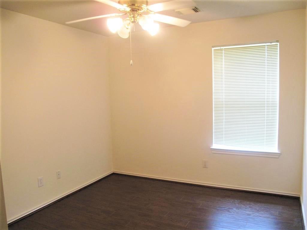 3106 Aylesworth Court
