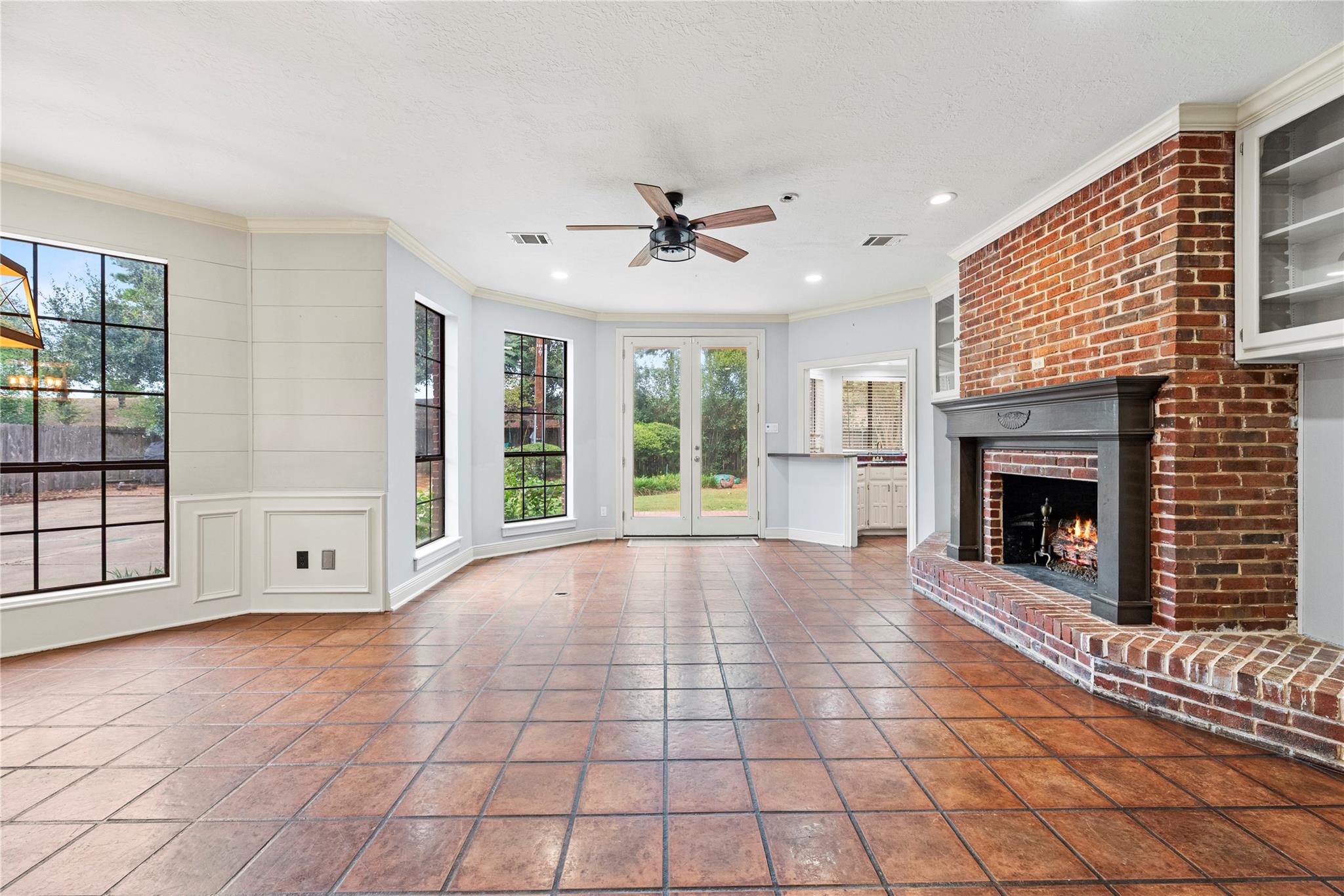 1315 Breezy Bend Drive