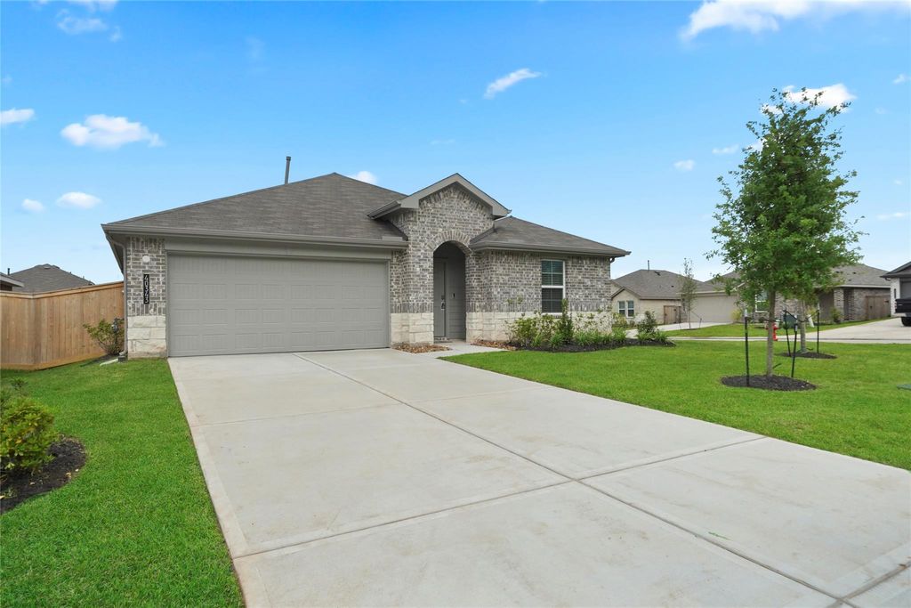 Photo of 40343 Bermuda Ivy Street, Magnolia, TX 77354 (MLS # 11065830)