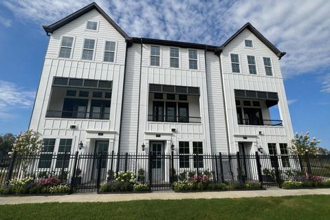Photo of 2747 Providence Street, Houston, TX 77020 (MLS # 22525666)