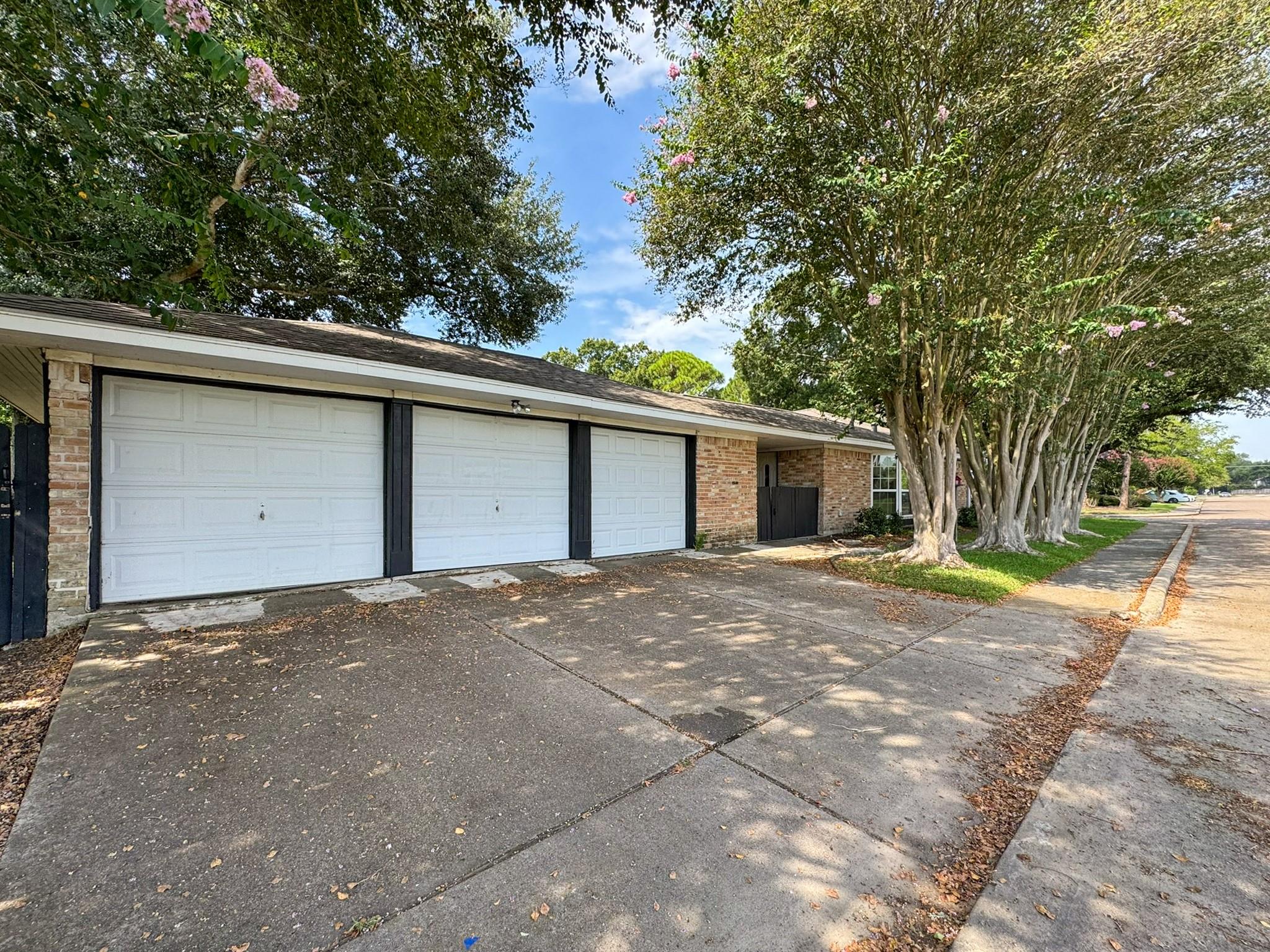 1726 Capstan Road