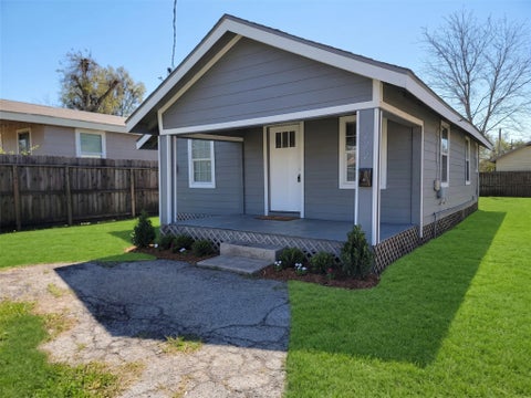Photo of 7222 San Angelo Street, Houston, TX 77020 (MLS # 64432267)