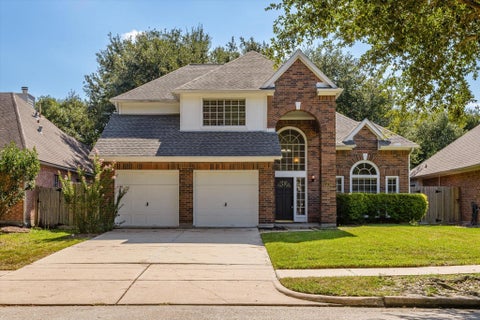 Photo of 1726 Emerald Lake Court, Houston, TX 77062 (MLS # 59715994)