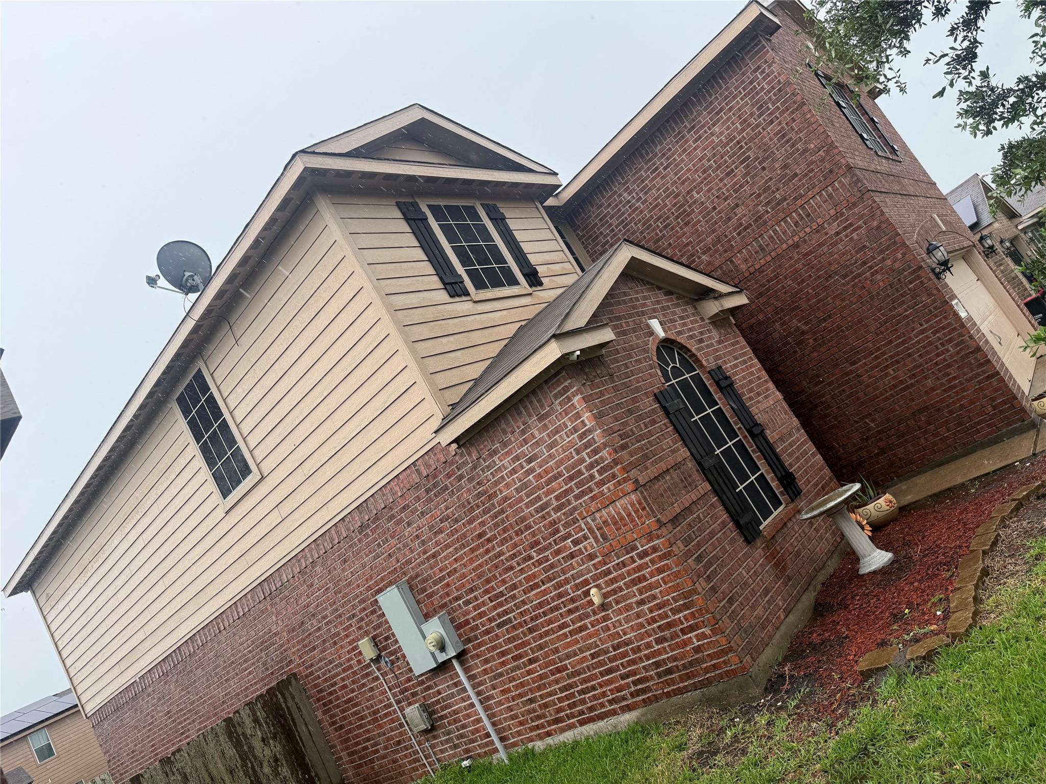 6614 Poplar Rose Court