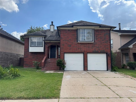 Photo of 12827 Waybridge Street, Sugar Land, TX 77478 (MLS # 72274847)