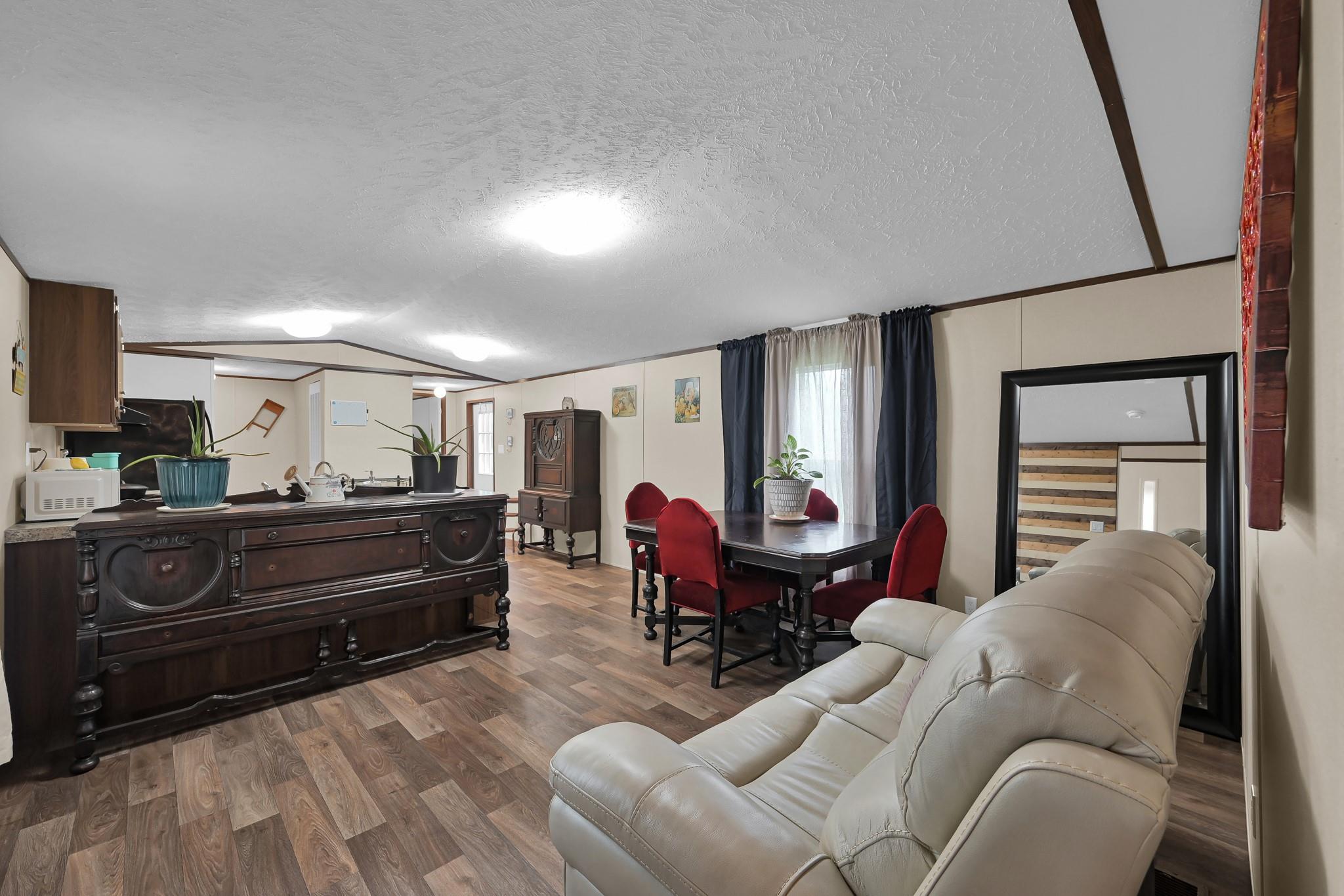 21613 County Road 3749d