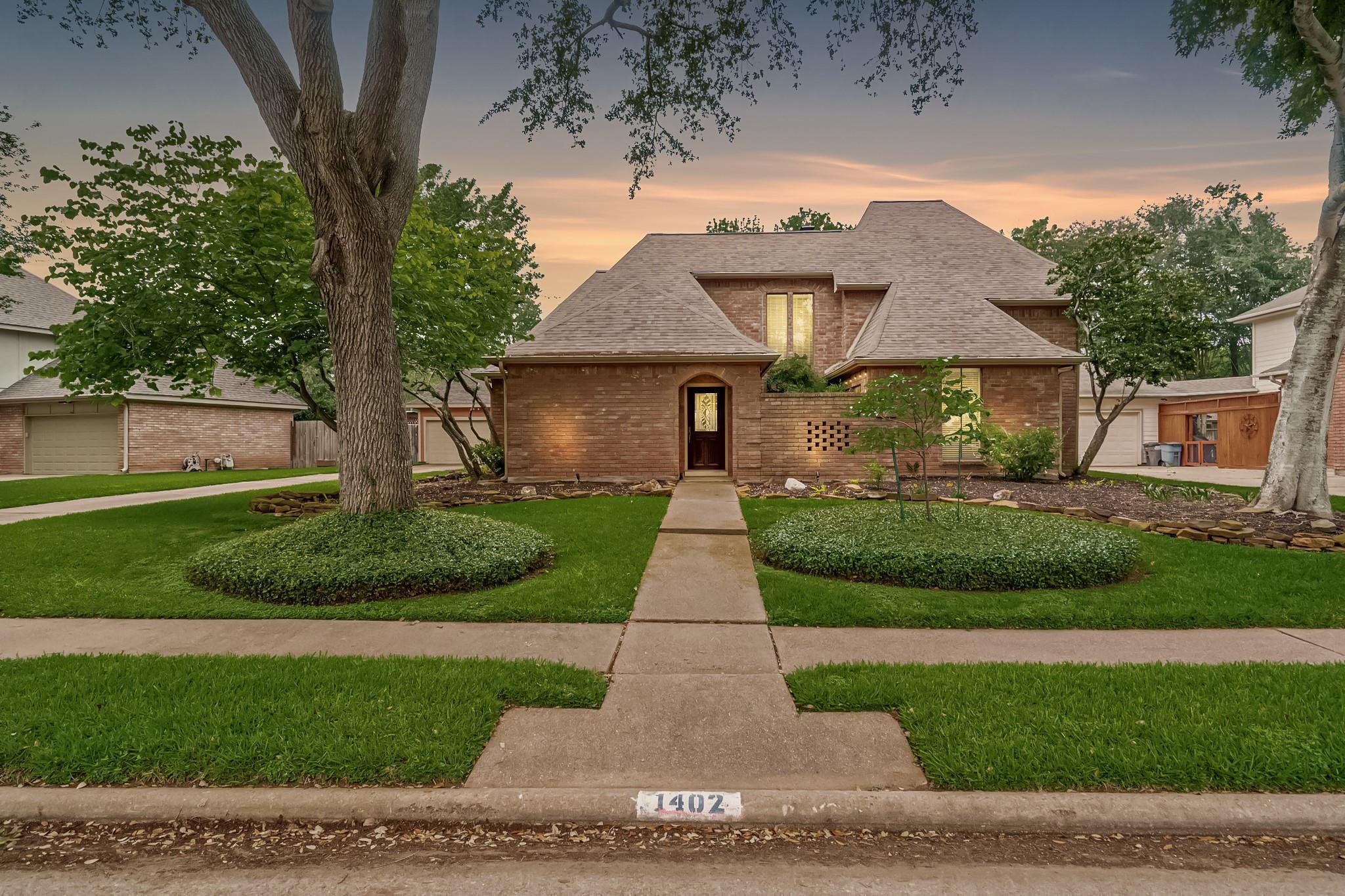 1402 Bittersweet Drive
