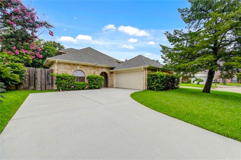 Homes For Rent - 12810 Chaseland Lane<br/> Houston, TX 77077
