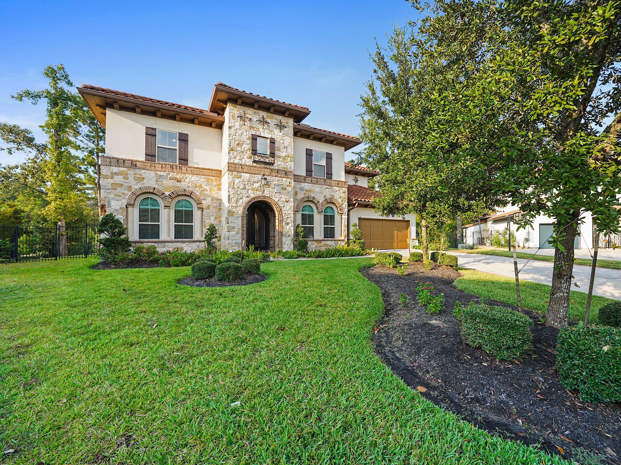 11 Kimberling Court