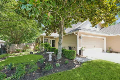 Photo of 14 Fitzroy Place, Conroe, TX 77384 (MLS # 94125827)