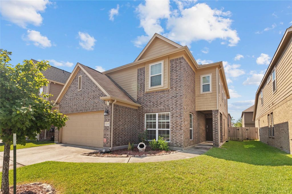 Photo of 12238 Claytons Park Lane, Humble, TX 77346 (MLS # 67643286)
