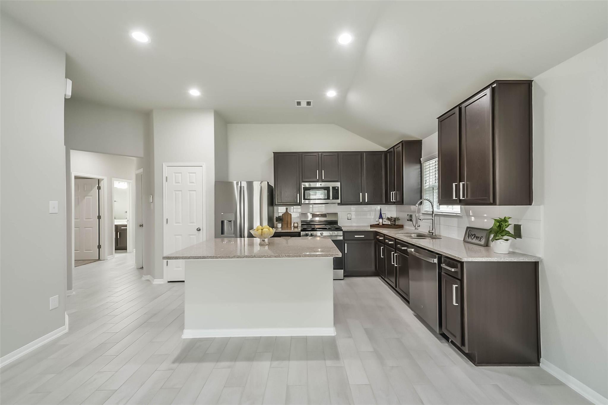 2815 Beech River Court