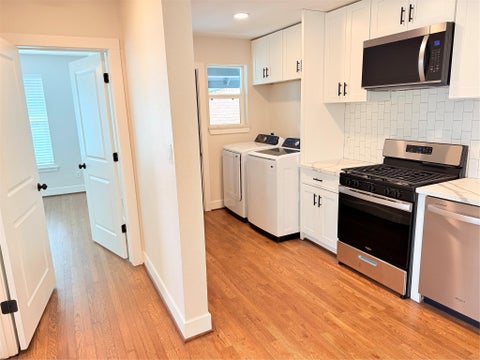 Photo of 2001 Brun Street #1, Houston, TX 77019 (MLS # 38489309)