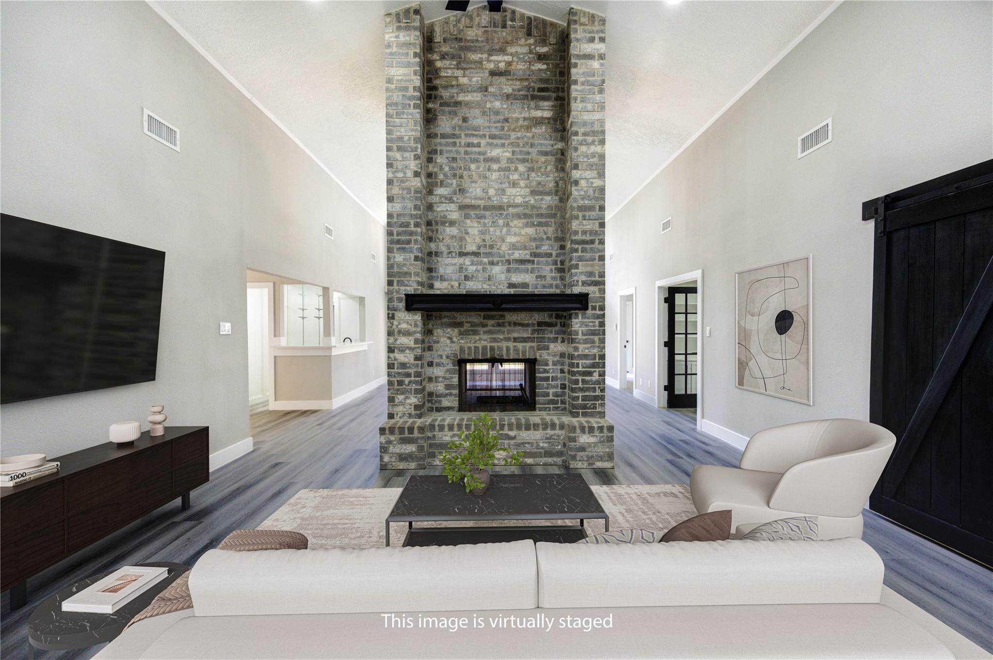 7821 Knob Hill Avenue